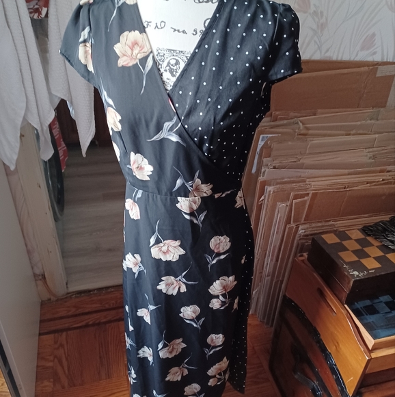 Mystree Hallie Dress NWT - Picture 5 of 9